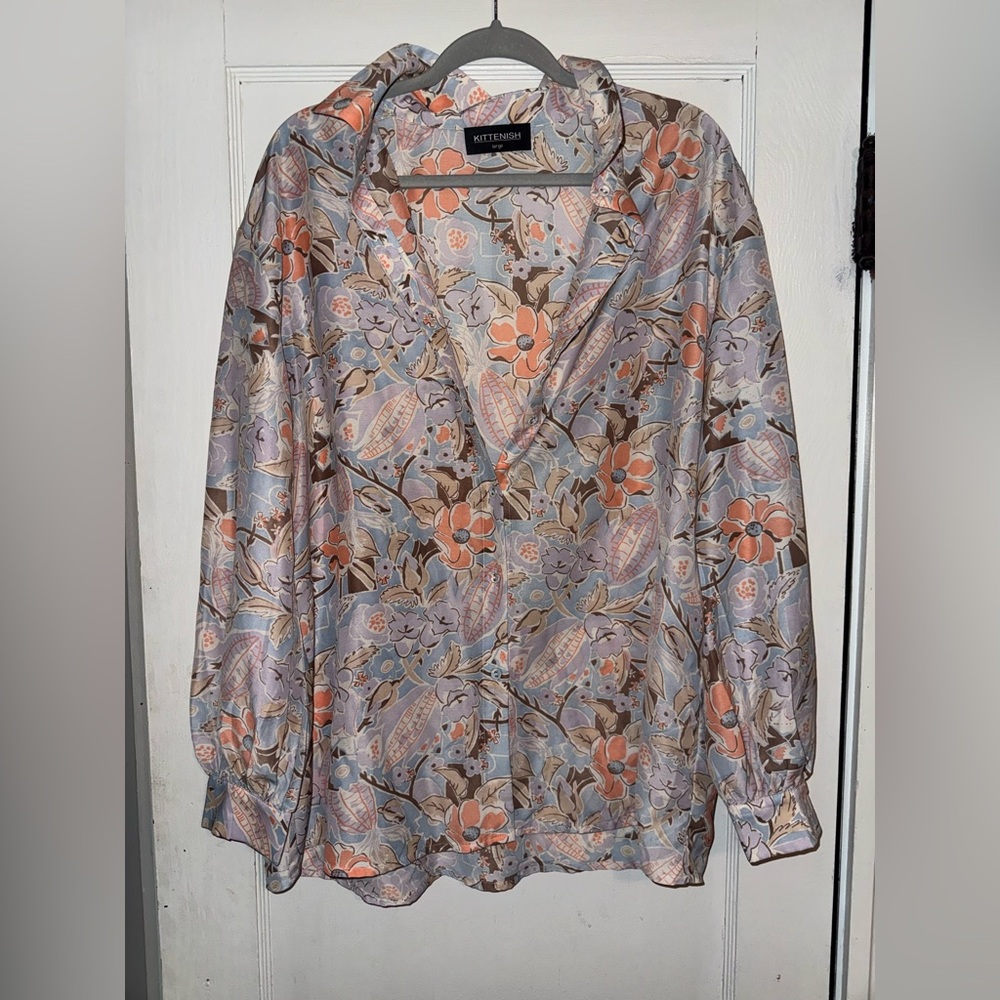 Kittenish blouse